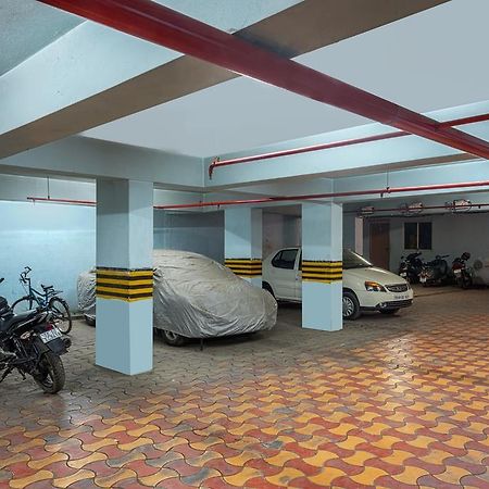 Treebo Trend Grand Plaza Nampally Hyderabad Exterior foto